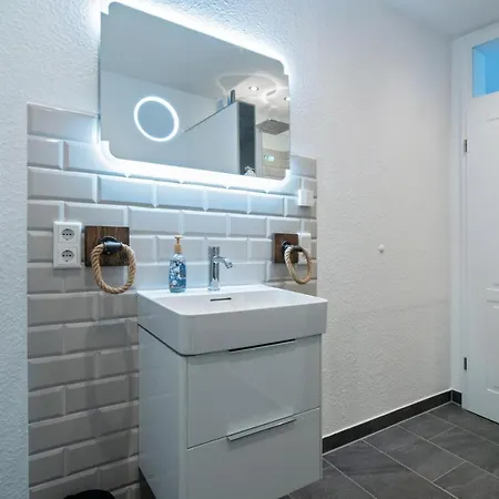 Kuestenkaethe 아파트 *